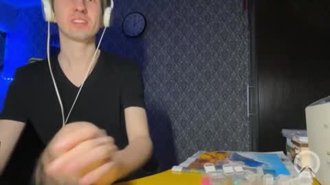 roma305991 online show from March 3, 7:09 pm