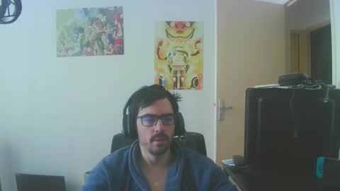 Snapshot of romainb72 chatting on February 28, 9:25 am romainb72 online show from February 28, 9:25 am