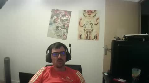 Snapshot of romainb72 chatting on September 21, 8:54 pm romainb72 online show from September 21, 8:54 pm