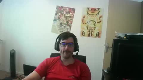 Snapshot of romainb72 chatting on October 25, 8:11 am romainb72 online show from October 25, 8:11 am