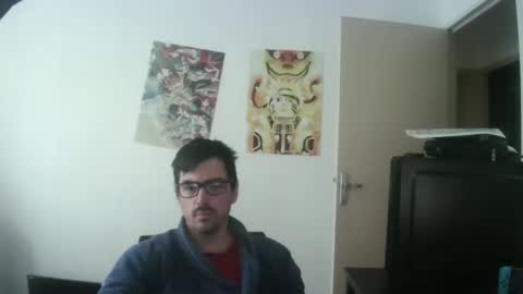 Snapshot of romainb72 chatting on October 27, 7:23 am romainb72 online show from October 27, 7:23 am