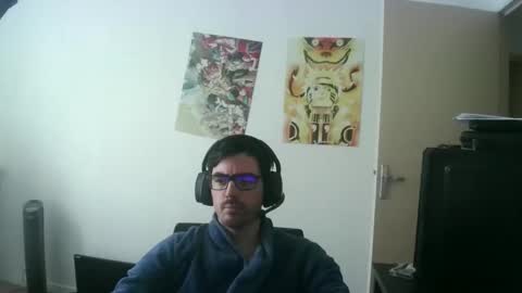 Snapshot of romainb72 chatting on November 19, 12:05 pm romainb72 online show from November 19, 12:05 pm