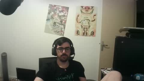 Snapshot of romainb72 chatting on January 18, 11:52 pm romainb72 online show from January 18, 11:52 pm