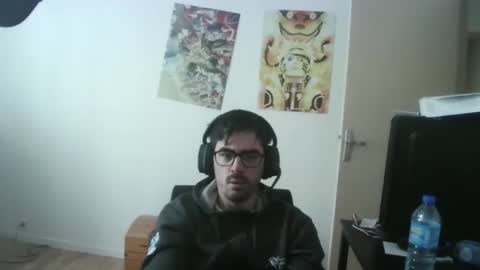 Snapshot of romainb72 chatting on February 2, 8:13 am romainb72 online show from February 2, 8:13 am