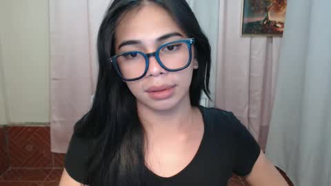 Snapshot of romantic_kath chatting on December 3, 3:41 am KATH online show from December 3, 3:41 am