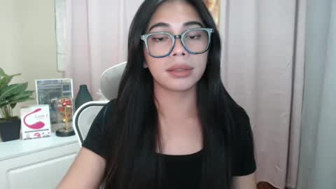 Snapshot of romantic_kath chatting on December 12, 6:03 am KATH online show from December 12, 6:03 am