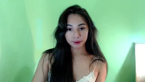 Snapshot of romantic_kath chatting on March 4, 4:49 am KATH online show from March 4, 4:49 am