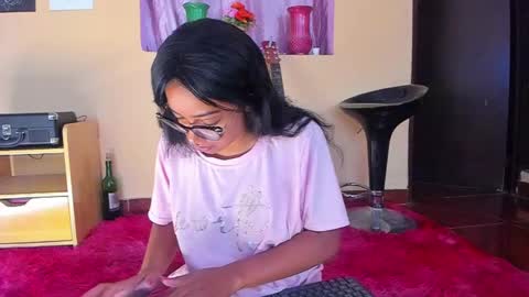 Is A Belle online show from December 22, 2:06 pm