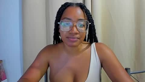 Is A Belle online show from October 22, 3:51 am