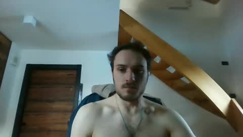 Snapshot of romanz123 chatting on December 17, 8:34 am romanz123 online show from December 17, 8:34 am