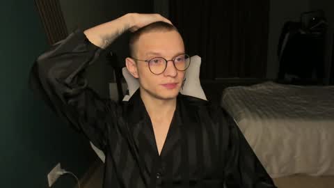 Snapshot of romeo_mercy chatting on January 30, 8:53 pm Romeo online show from January 30, 8:53 pm