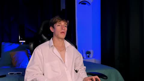 Snapshot of romeo_ricci1 chatting on January 10, 7:11 pm Romeo Ricci online show from January 10, 7:11 pm