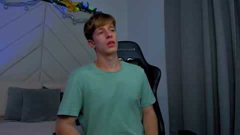 Romeo Ricci online show from December 22, 5:26 am