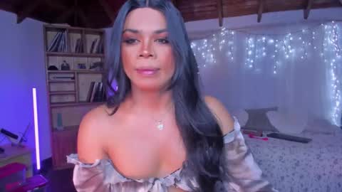 Romi Rouse online show from February 11, 3:44 am