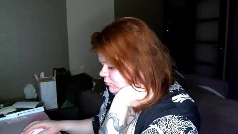 Snapshot of romy_addams chatting on February 24, 6:39 pm Romy online show from February 24, 6:39 pm