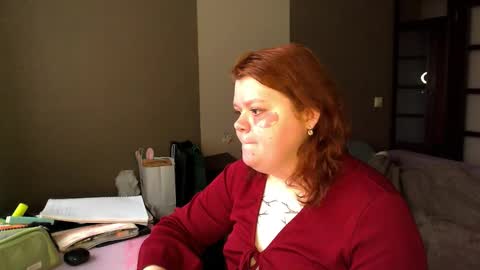 Snapshot of romy_addams chatting on February 27, 8:36 am Romy online show from February 27, 8:36 am