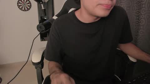 Snapshot of ronaldmq20 chatting on January 8, 3:08 am Ronaldo online show from January 8, 3:08 am