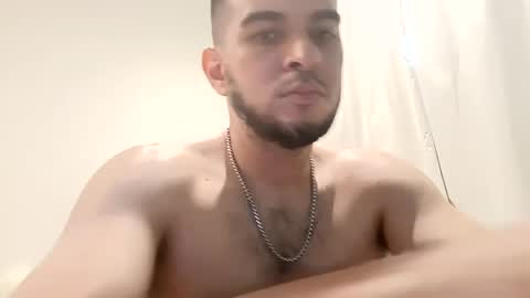 RonnyLatinHot online show from December 5, 3:50 pm