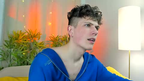 Rony online show from April 20, 8:43 pm