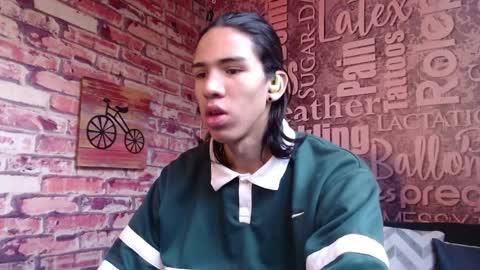 Snapshot of ronymiller_1 chatting on January 25, 2:47 pm RonyMiller 1 online show from January 25, 2:47 pm