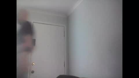 Snapshot of rooboy55 chatting on September 28, 2:50 am rooboy55 online show from September 28, 2:50 am