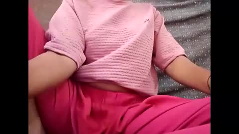 roop_sexy642 online show from April 5, 1:03 am