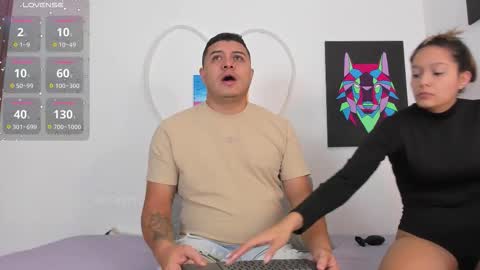 Snapshot of rooxxyy_ chatting on November 12, 12:22 am online show from November 12, 12:22 am