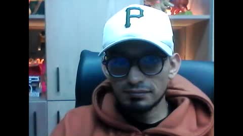 roroavila online show from December 2, 5:35 am