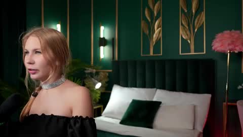 Delicate flower Rose online show from December 2, 5:41 pm