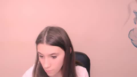 Snapshot of rosalais_ chatting on October 30, 8:05 am Rose online show from October 30, 8:05 am