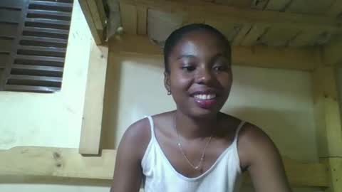 Snapshot of rosalinda933 chatting on March 3, 6:03 pm Rosalinda online show from March 3, 6:03 pm