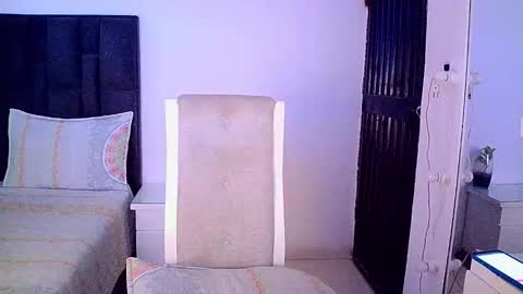 Rosalinda online show from December 24, 9:06 am