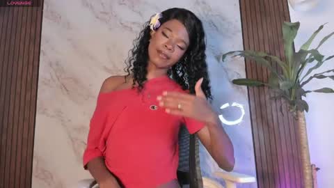 rosaly_rodman online show from April 20, 3:26 pm