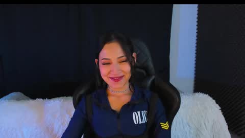 Snapshot of rosario215_ chatting on February 3, 8:24 am Rosario online show from February 3, 8:24 am