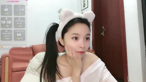 rose online show from December 13, 9:35 am