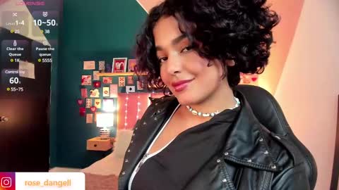 Rose online show from February 25, 3:38 pm