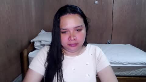 Snapshot of rose_heartfilia chatting on November 28, 5:48 pm Danielle online show from November 28, 5:48 pm