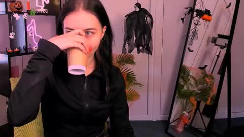 rose online show from November 1, 9:22 am