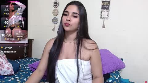 Snapshot of rose_towers4 chatting on October 31, 3:07 am rose_towers4 online show from October 31, 3:07 am