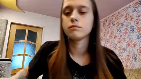 Sophie online show from December 23, 1:58 am