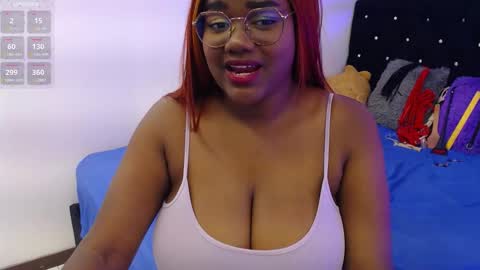 Snapshot of rosebeckers7 chatting on October 13, 4:12 am Your girl Rose 6k of followers online show from October 13, 4:12 am
