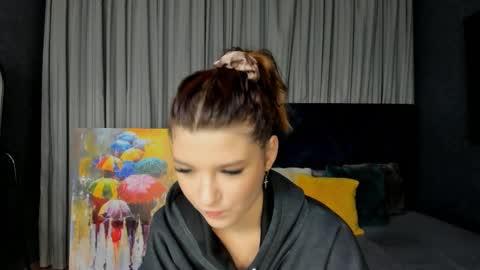 Snapshot of roseblanche2k chatting on December 21, 8:21 pm Florin online show from December 21, 8:21 pm