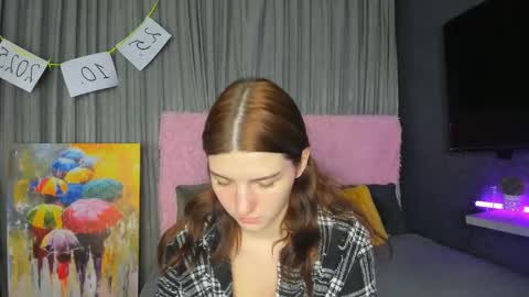Snapshot of roseblanche2k chatting on October 13, 10:32 pm Florin online show from October 13, 10:32 pm