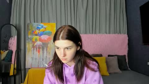 Snapshot of roseblanche2k chatting on December 14, 11:20 pm Florin online show from December 14, 11:20 pm