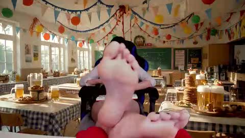 Rosebloom online show from September 26, 3:38 pm