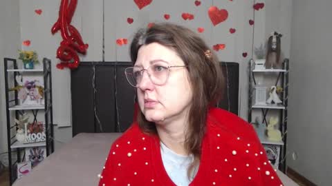 RoseHille online show from January 18, 6:06 am