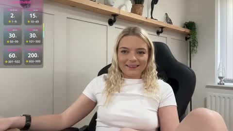 Snapshot of rosekate97 chatting on November 25, 8:58 am rose97 online show from November 25, 8:58 am