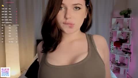 Snapshot of rosemaryleadley chatting on October 17, 5:37 pm Graise online show from October 17, 5:37 pm