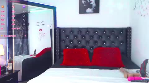 Snapshot of roseramiirez chatting on October 8, 12:08 am roseramiirez online show from October 8, 12:08 am