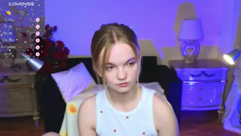 Sweety Kate online show from October 11, 4:33 am